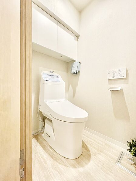 内装「無料オンライン相談」受付中！トイレは温水洗浄機能付き