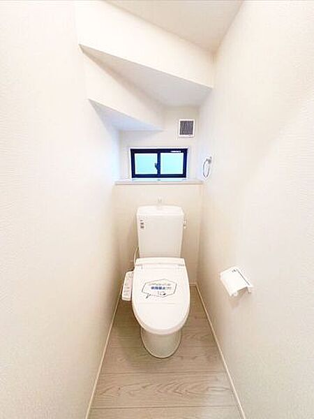 トイレを拡大表示