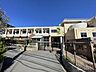 周辺：向丘小学校 410m