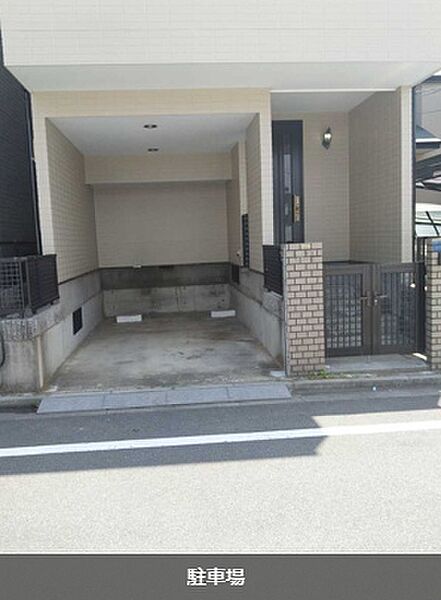 駐車場を拡大表示
