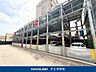 駐車場：ハイルーフも駐車可能な立体駐車場