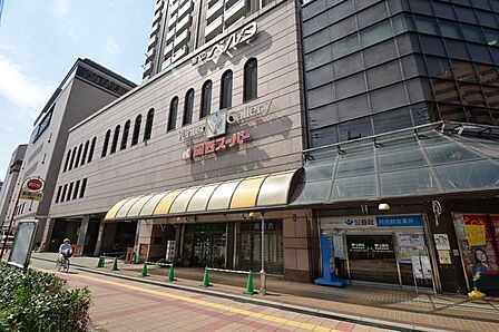 関西スーパー ベルタ店 720m