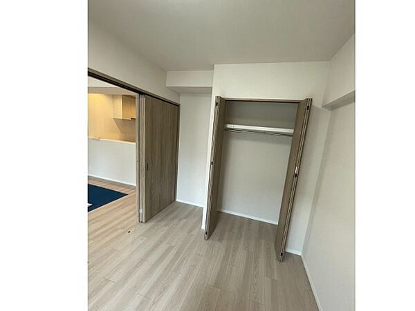 寝室を拡大表示