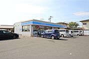 ローソン足利上渋垂町店(919m)