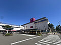 駅前の大規模商...