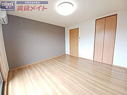 パラストｙ　III 2階1Kのリビング/ダイニング