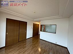 メゾンエトワール 2階2LDKのリビング/ダイニング