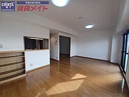 メゾン・ファミーユ 3階2LDKのリビング/ダイニング