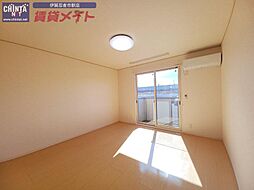 パストラル ドミール 2階ワンルームのリビング/ダイニング