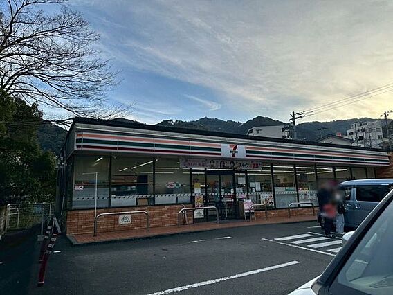 セブンイレブン...