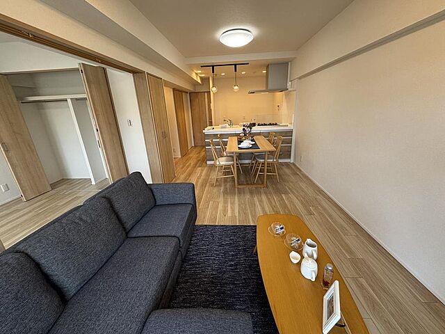 室内 名古屋市営鶴舞線 いりなか駅 徒歩4分