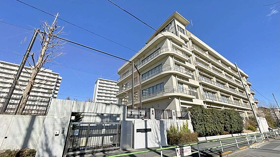 新宿西戸山中学...
