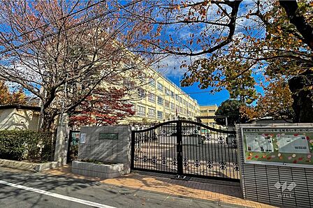 第七中学校[公立]の外観