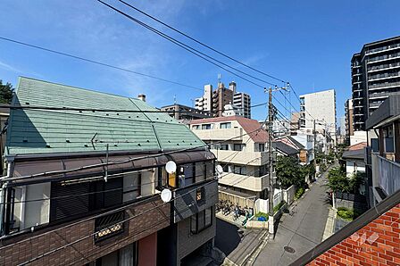バルコニーからの眺め（北側北東方向）［2026年7月15日撮影］