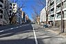 その他：敷地南側の前面道路