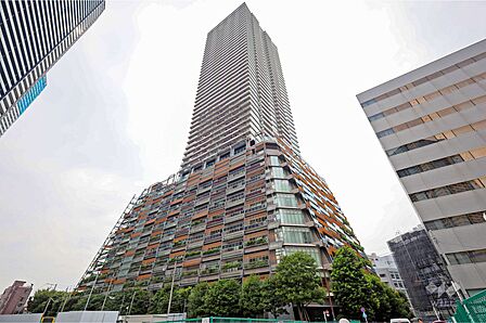 ブリリアタワー池袋の外観(北東側から)