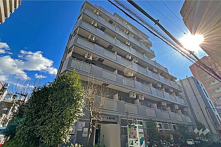 エヴェナール東中野の外観(西側から)