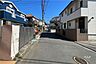 その他：敷地の南側前面道路（西側から）