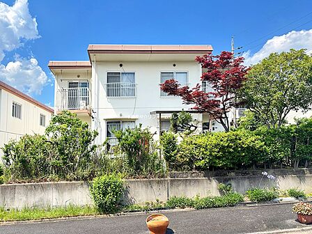 2階全居室収納あり！