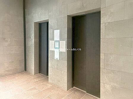 エレベーター、宅配ボックス完備