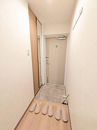 玄関周りはゆと...