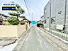 外観：前面道路含む現地写真