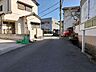 外観：前面道路含む現地写真