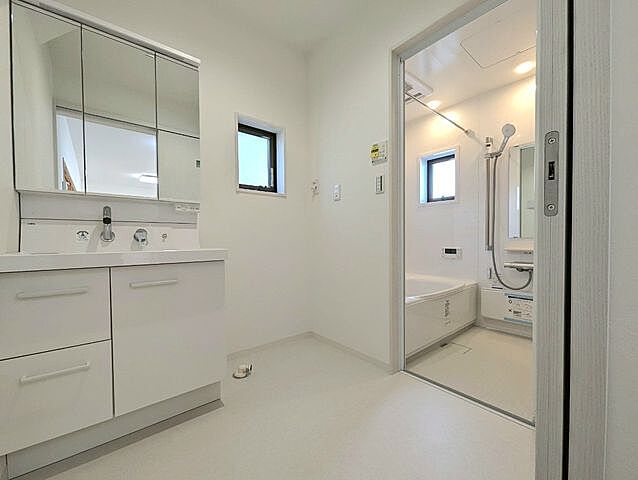 洗面 高知市朝倉東町