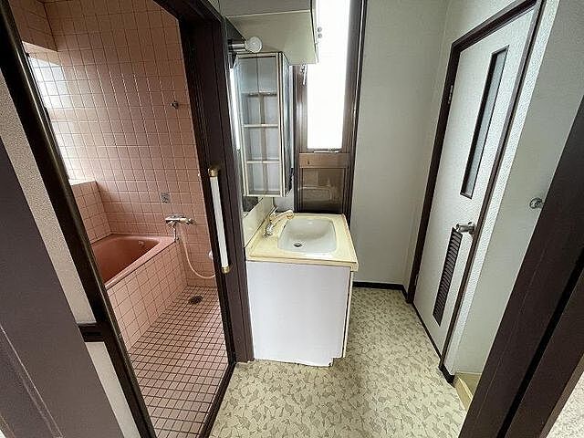 洗面 高知市比島町4丁目