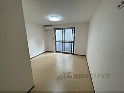 サンロイヤル　I 101 1階1Kのリビング/ダイニング