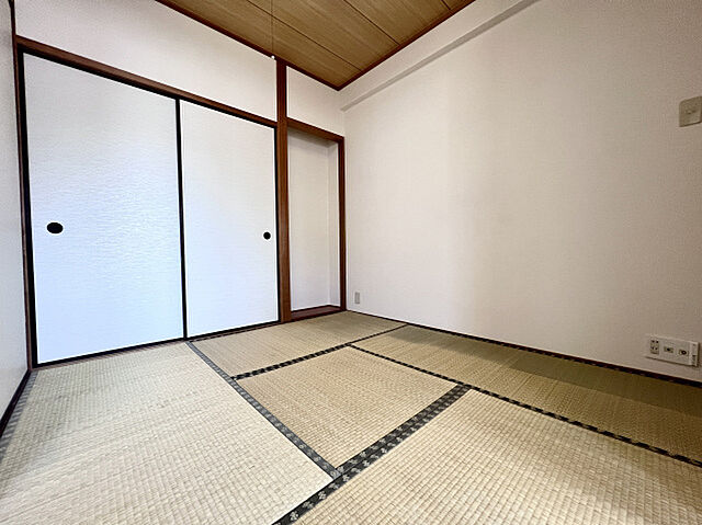 寝室
