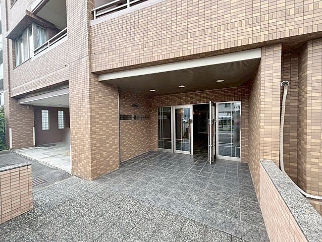 エントランス グランレイム春日井 5階/501