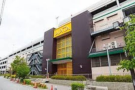 アピタ刈谷店 徒歩31分。 2480m