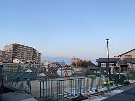 守牧東公園 徒歩8分。 640m