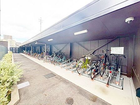 ◆オートロック◆防犯カメラ◆駐輪場◆バイク置場