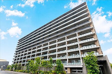 ◆オートロック完備◆犬猫2匹飼育可◆小牧駅徒歩4分◆車寄せ有※AI加工画像につき現状と異なります