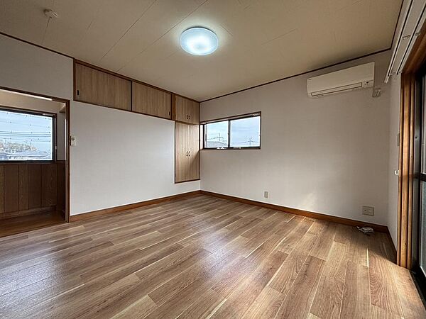 寝室を拡大表示
