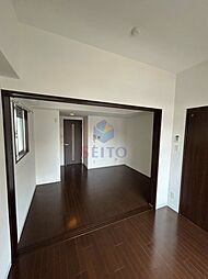 ライブガーデン新大阪 3階1DKのリビング/ダイニング