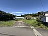 外観：前面道路からの物件入り口。