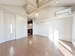 フィカーサイシイ 2 103 1階1Kのリビング/ダイニング