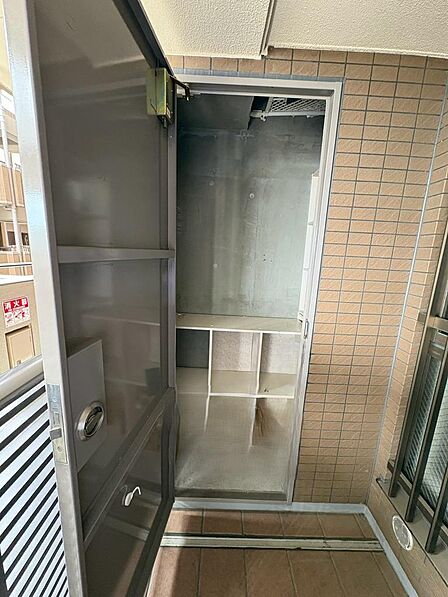 1.17m2のトランクルーム完備