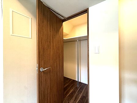 Bedroom1のウォークインクロゼット