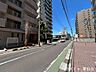 外観：前面道路含む現地写真