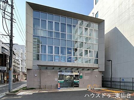 岩手銀行 長町支店 700m