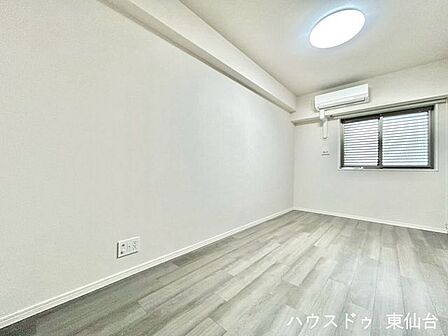 すっきりとした印象で、写真以上に広く感じられるお部屋です。