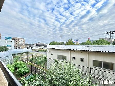 風が抜けるので、洗濯物がよく乾きます