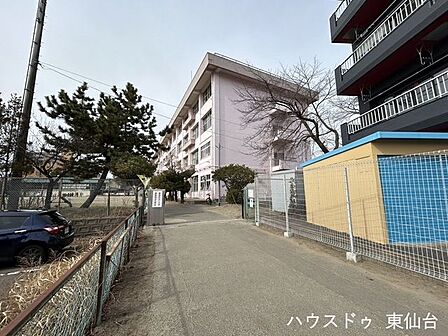 仙台市立幸町小学校 370m
