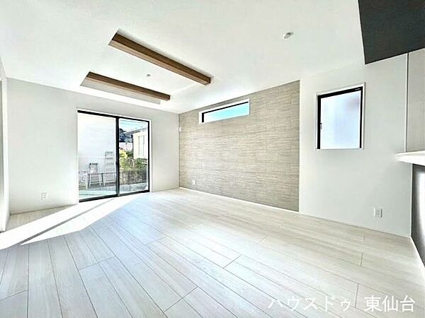リビング/ダイニングを拡大表示