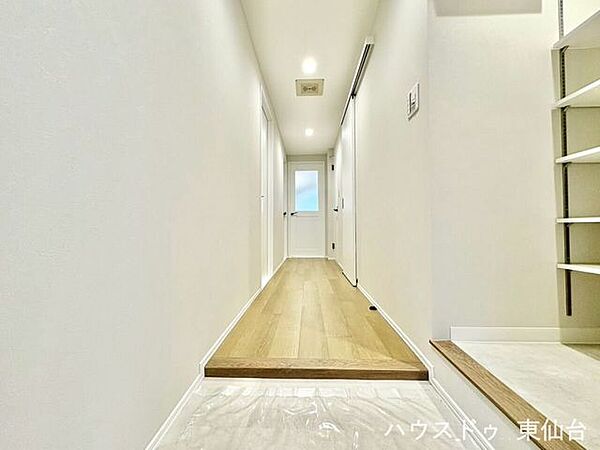 玄関を拡大表示