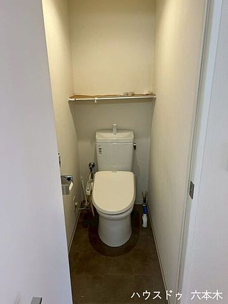 トイレを拡大表示